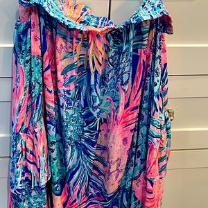Women’s off she shoulder Lily Pulitzer dress. Women’s size small. Worn once.